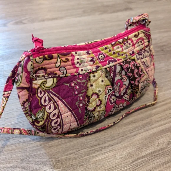 Vera Bradley Frannie - Picture 9 of 12